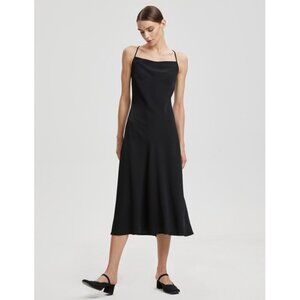 Lattelier Square-Neck Slip Midi Dress in Black